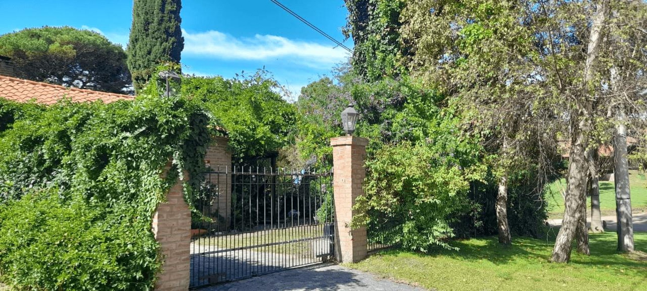 CASA DE CUATRO AMBIENTES 
