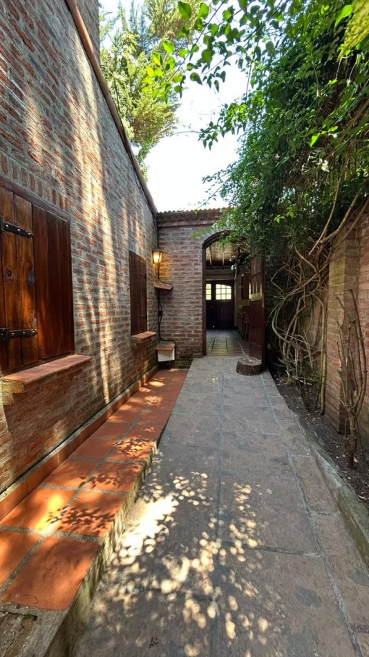 CASA DE CUATRO AMBIENTES 
