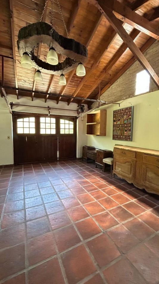 CASA DE CUATRO AMBIENTES 