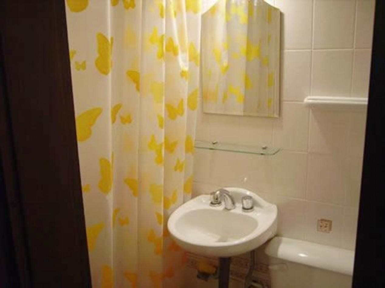 A LA VENTA - LOCAL CON MONOAMBIENTE EN ZONA CENTRO DE VILLA GESELL