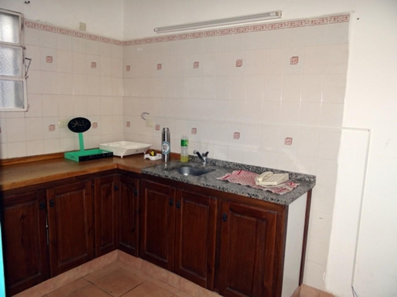 A LA VENTA - LOCAL CON MONOAMBIENTE EN ZONA CENTRO DE VILLA GESELL