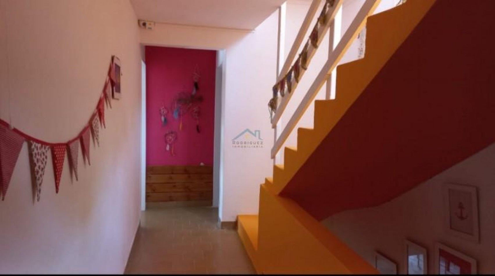 A LA VENTA - HOSTEL / COMPLEJO TURISTICO EN ZONA CENTRO DE VILLA GESELL