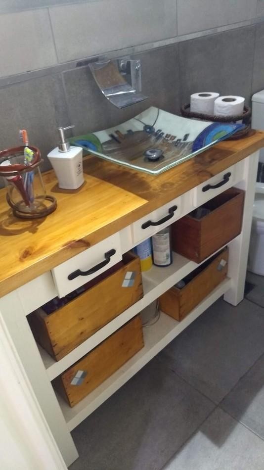A LA VENTA - CASA 5 AMBIENTES EN ZONA CENTRO DE VILLA GESELL