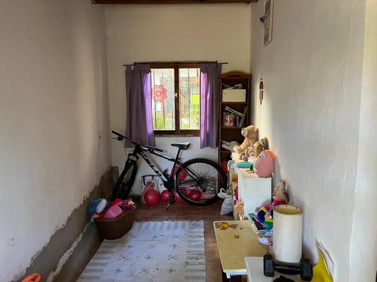 A LA VENTA - CASA 5 AMBIENTES EN ZONA CENTRO DE VILLA GESELL