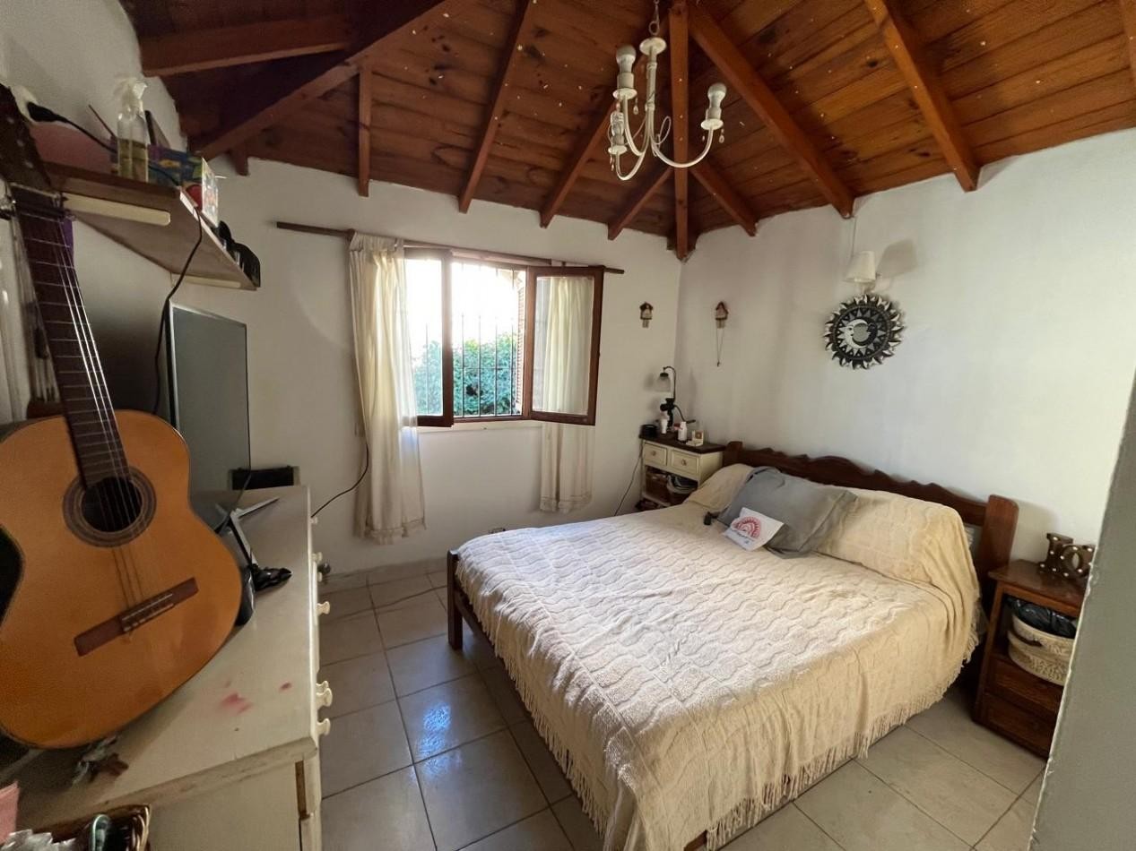 A LA VENTA - CASA 5 AMBIENTES EN ZONA CENTRO DE VILLA GESELL