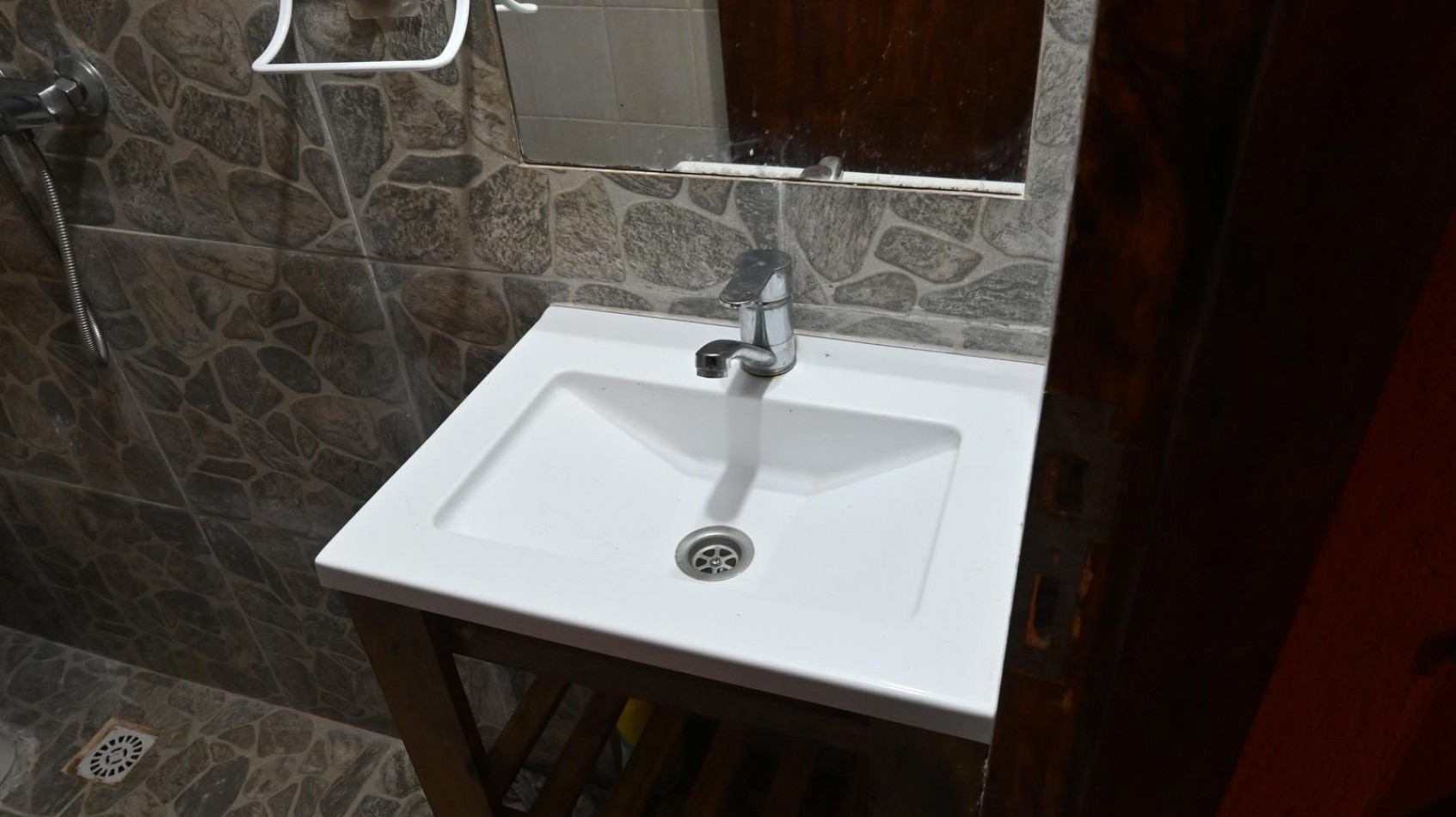 A LA VENTA - MONOAMBIENTE CON COCHERA Y SALIDA DIRECTA A LA PLAYA EN VILLA GESELL