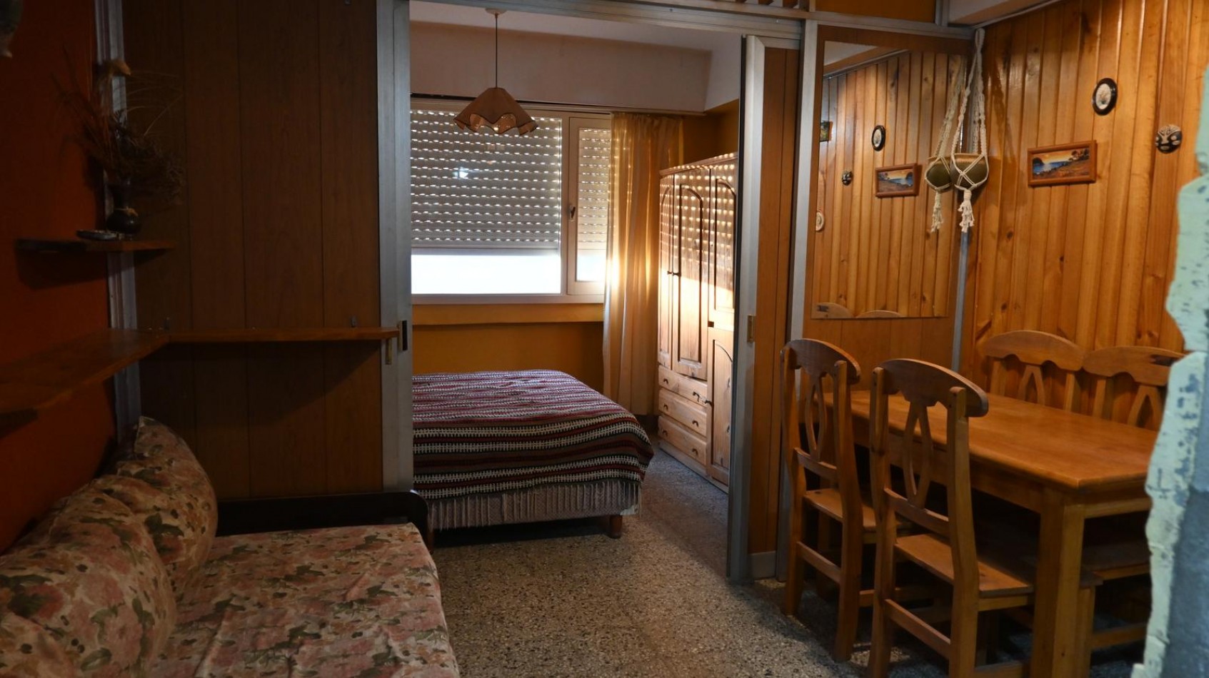 A LA VENTA - MONOAMBIENTE CON COCHERA Y SALIDA DIRECTA A LA PLAYA EN VILLA GESELL