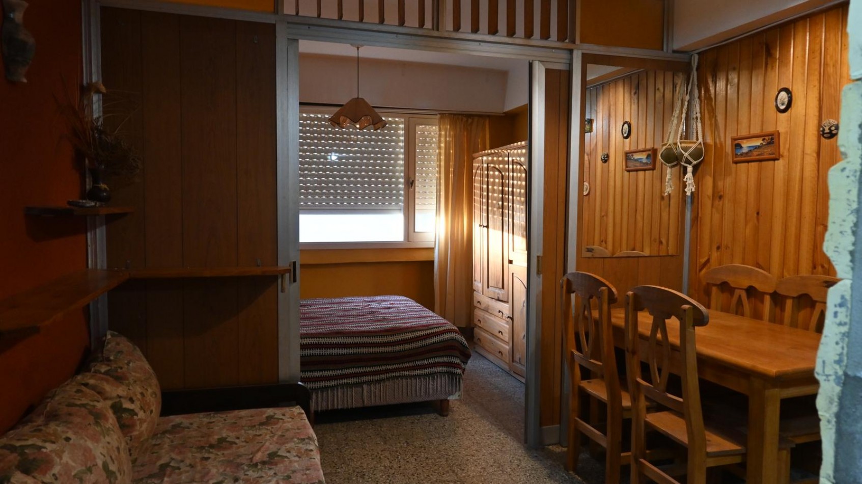 A LA VENTA - MONOAMBIENTE CON COCHERA Y SALIDA DIRECTA A LA PLAYA EN VILLA GESELL