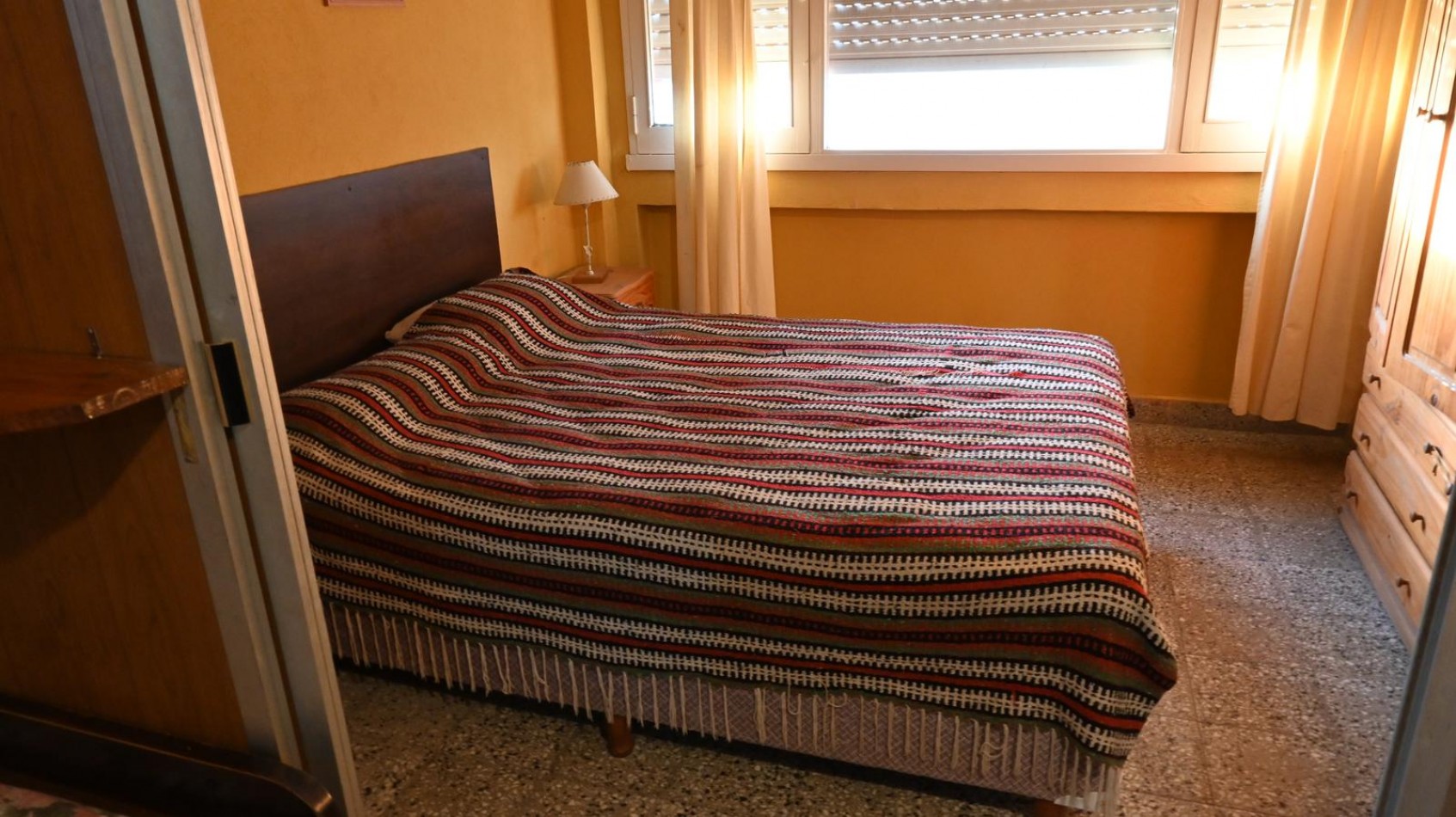 A LA VENTA - MONOAMBIENTE CON COCHERA Y SALIDA DIRECTA A LA PLAYA EN VILLA GESELL