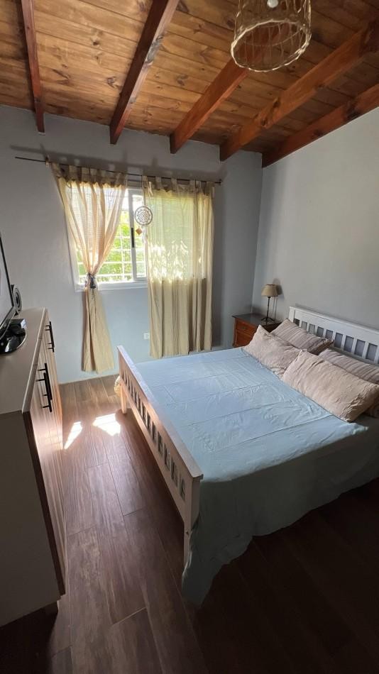 A LA VENTA CASA CON QUINCHO Y GRAN PARQUE EN MAR AZUL