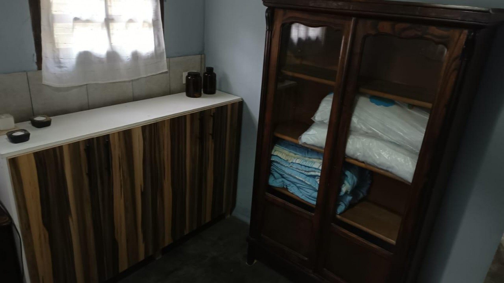 A LA VENTA CASA CON QUINCHO Y GRAN PARQUE EN MAR AZUL