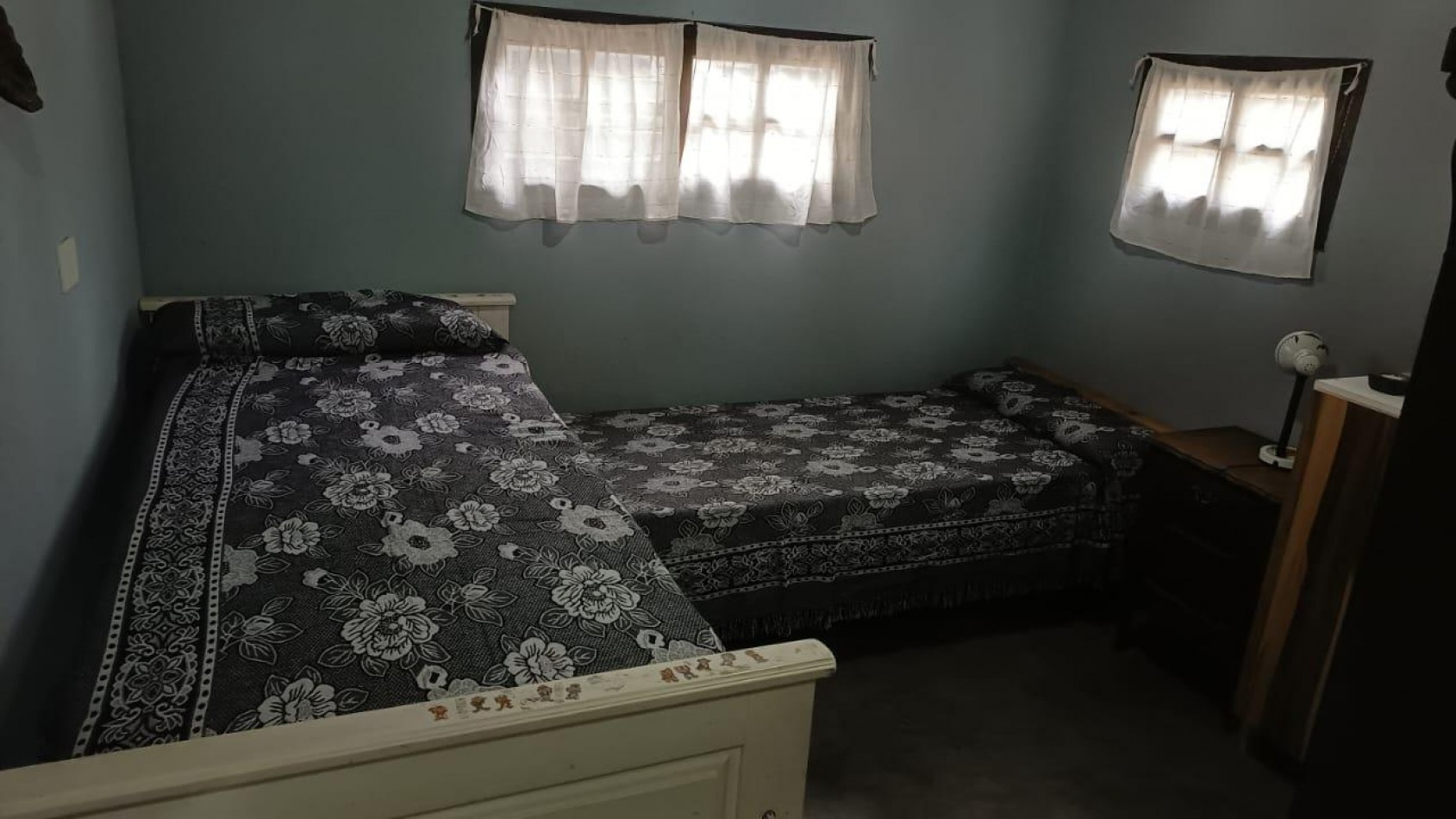 A LA VENTA CASA CON QUINCHO Y GRAN PARQUE EN MAR AZUL