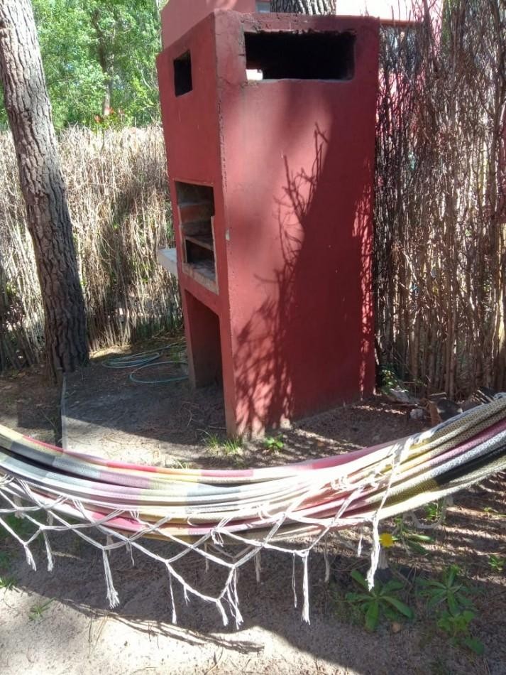 A LA VENTA DOS CABAÑAS EN BLOCK A 3 CUADRAS DEL MAR - MAR AZUL