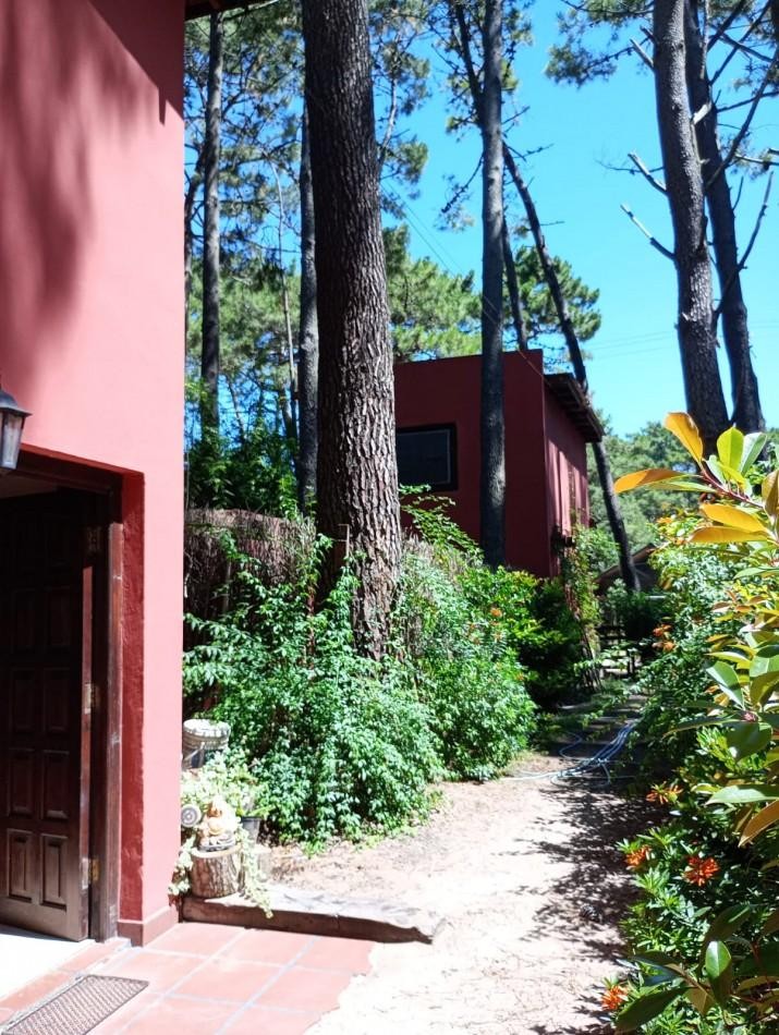 A LA VENTA DOS CABAÑAS EN BLOCK A 3 CUADRAS DEL MAR - MAR AZUL