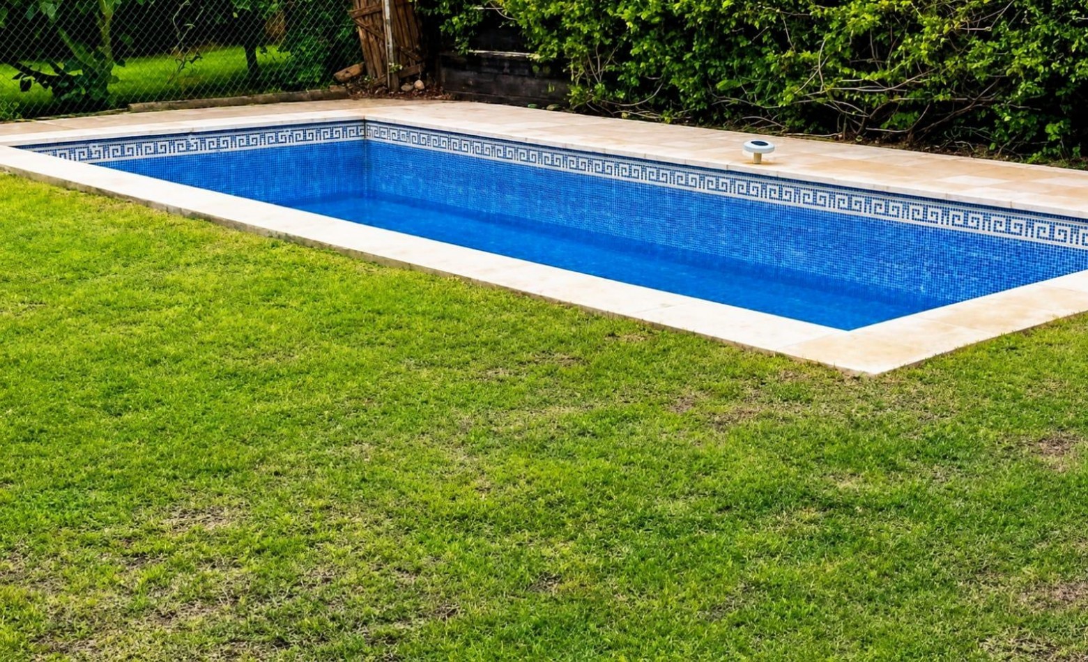A LA VENTA CASA 5 AMBIENTES CON PISCINA - CENTRO DE VILLA GESELL