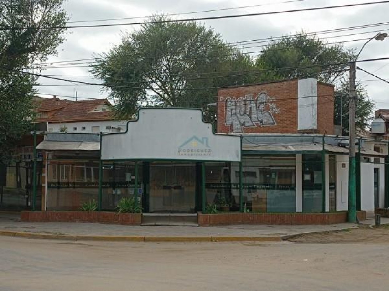 A LA VENTA LOCAL MULTIFAMILIAR EN ZONA CENTRO DE VILLA GESELL