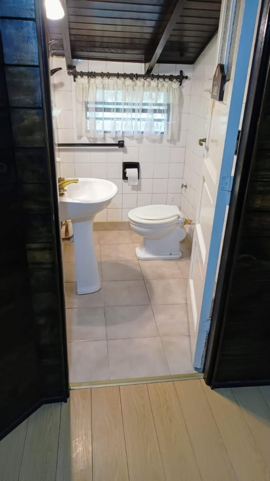 TITULO: A LA VENTA CASA DE 5 AMBIENTES EN BARRIO NORTE - VILLA GESELL