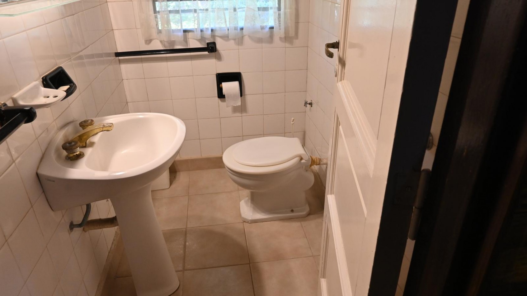 TITULO: A LA VENTA CASA DE 5 AMBIENTES EN BARRIO NORTE - VILLA GESELL