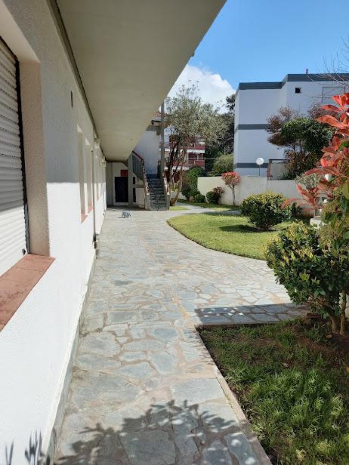 A LA VENTA DEPARTAMENTO DE 3 AMBIENTES RECICLADO EN ZONA SUR - VILLA GESELL