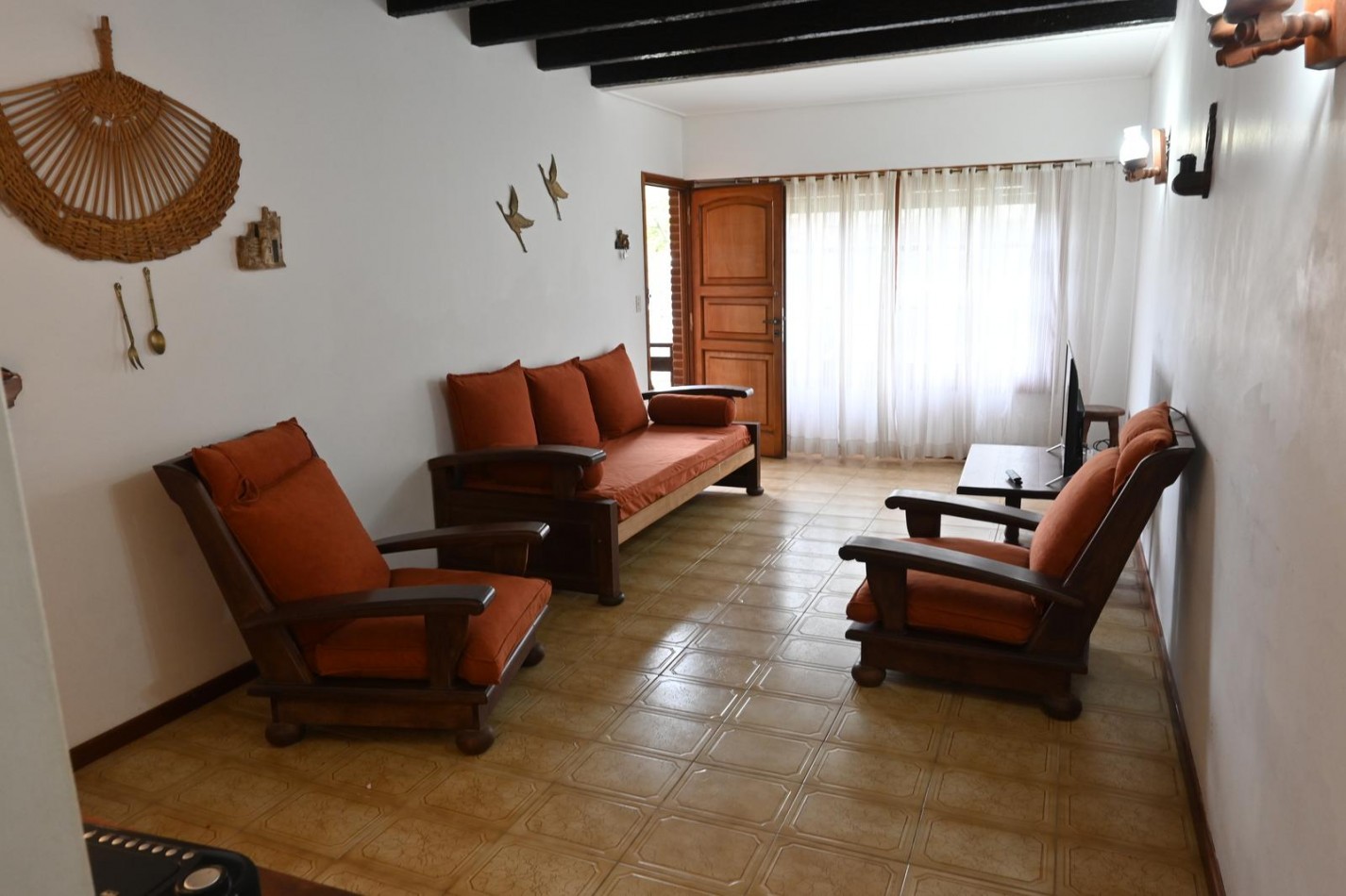 Triplex en venta a dos cuadras del mar