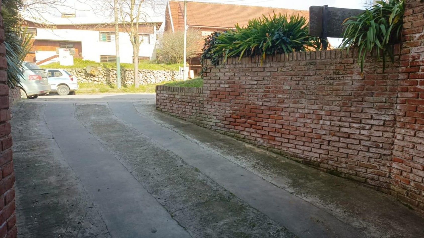 Cochera doble en venta - Centro de Villa Gesell