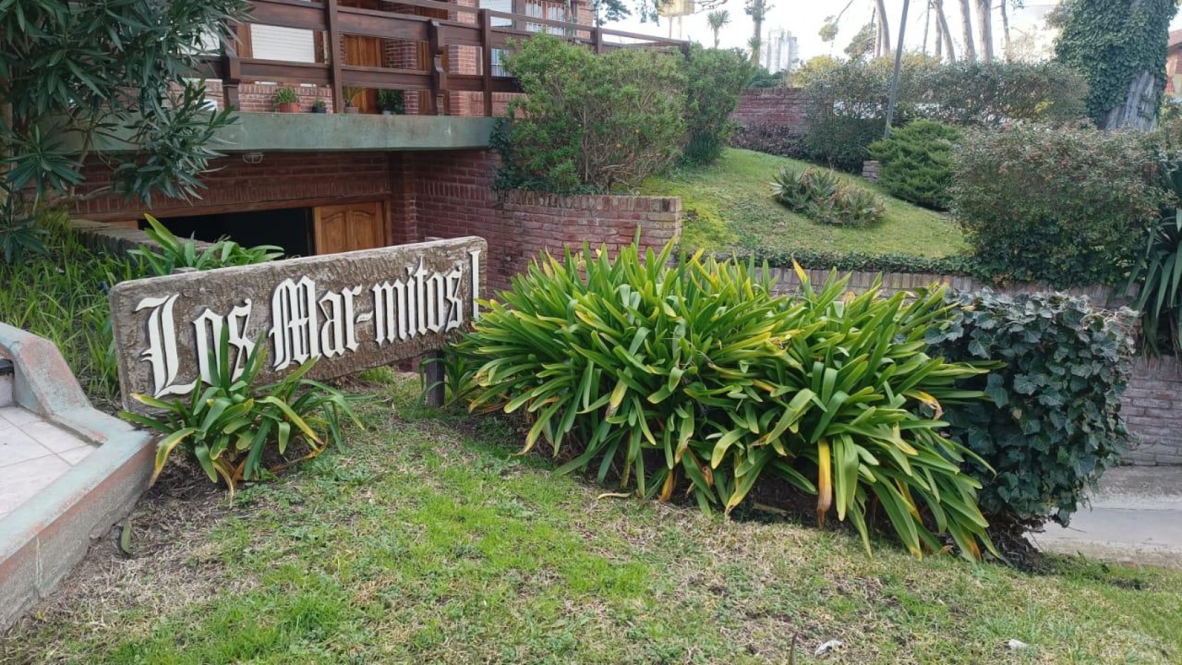 Cochera doble en venta - Centro de Villa Gesell
