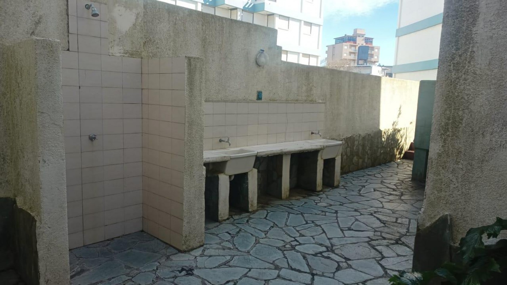 7. Departamento frente al mar - Edificio La Sirena