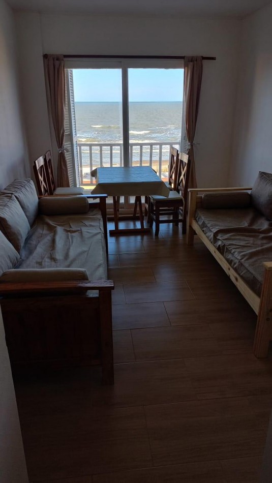 ALQUILER TEMPORARIO DEPARTAMENTO FRENTE AL MAR EN VILLA GESELL