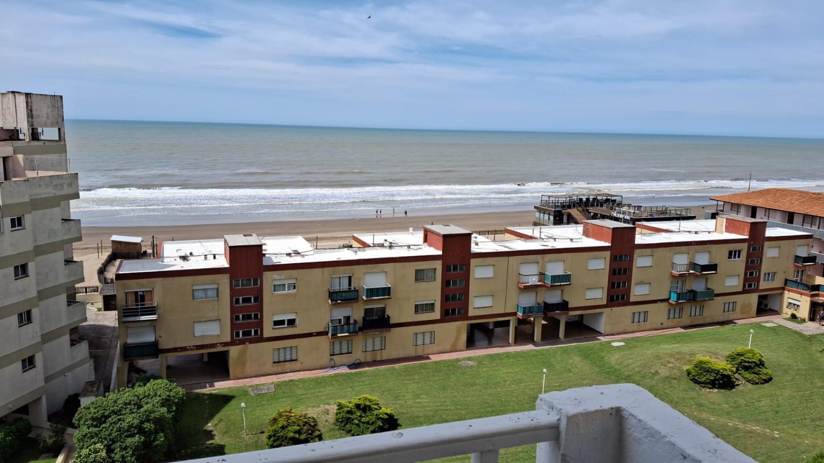 ALQUILER TEMPORARIO DEPARTAMENTO FRENTE AL MAR EN VILLA GESELL