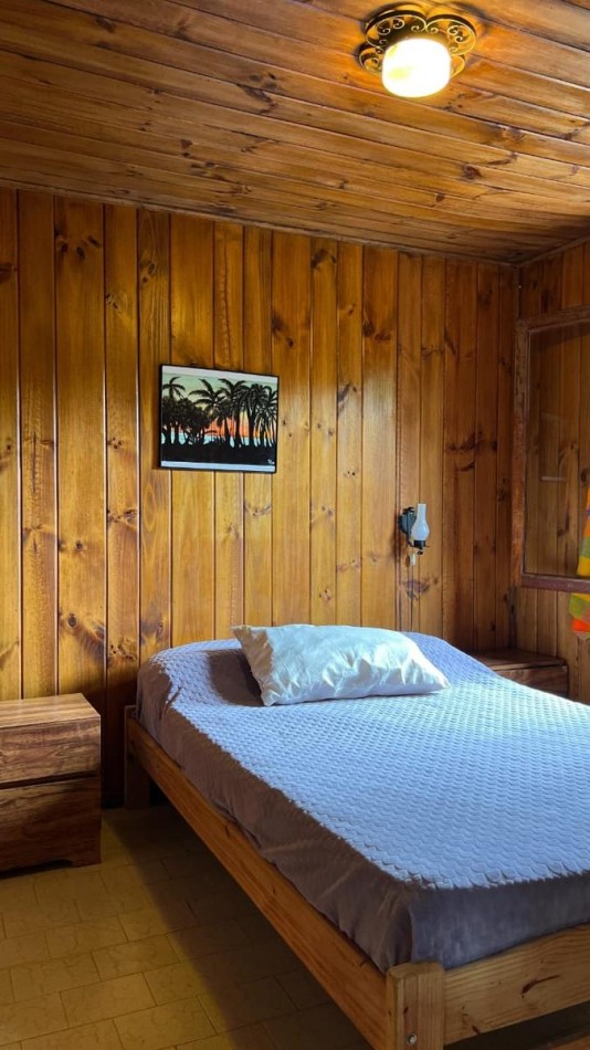 A LA VENTA CASA DE 4 AMBIENTES 