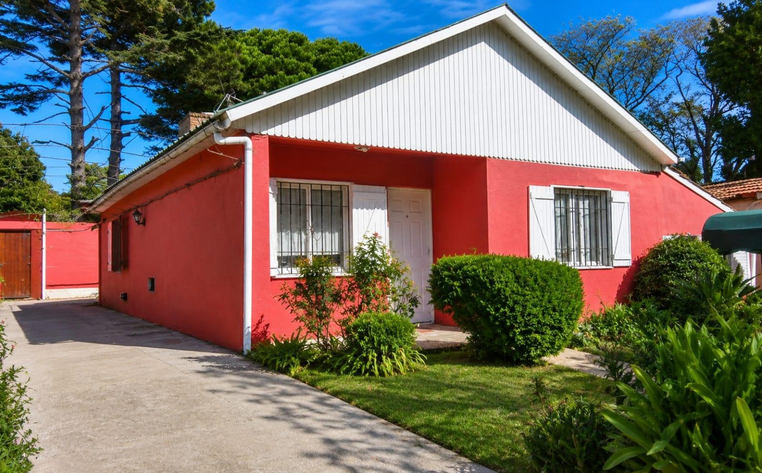 CASA A LA VENTA EN VILLA GESELL 