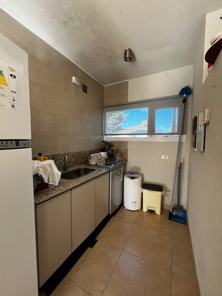 CASA MODERNA A LA VENTA EN MAR AZUL 