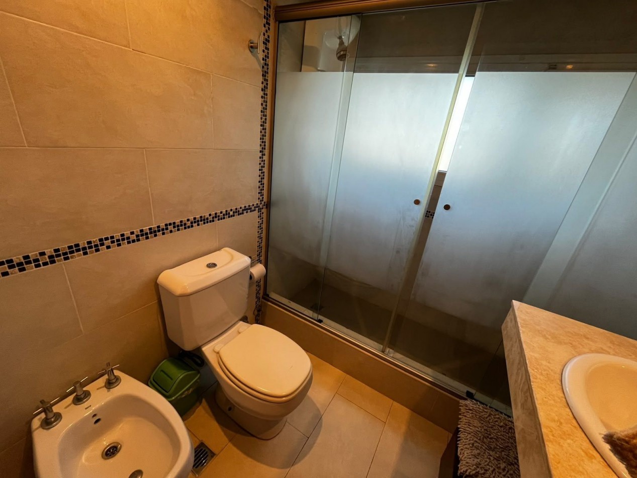 CASA MODERNA A LA VENTA EN MAR AZUL 