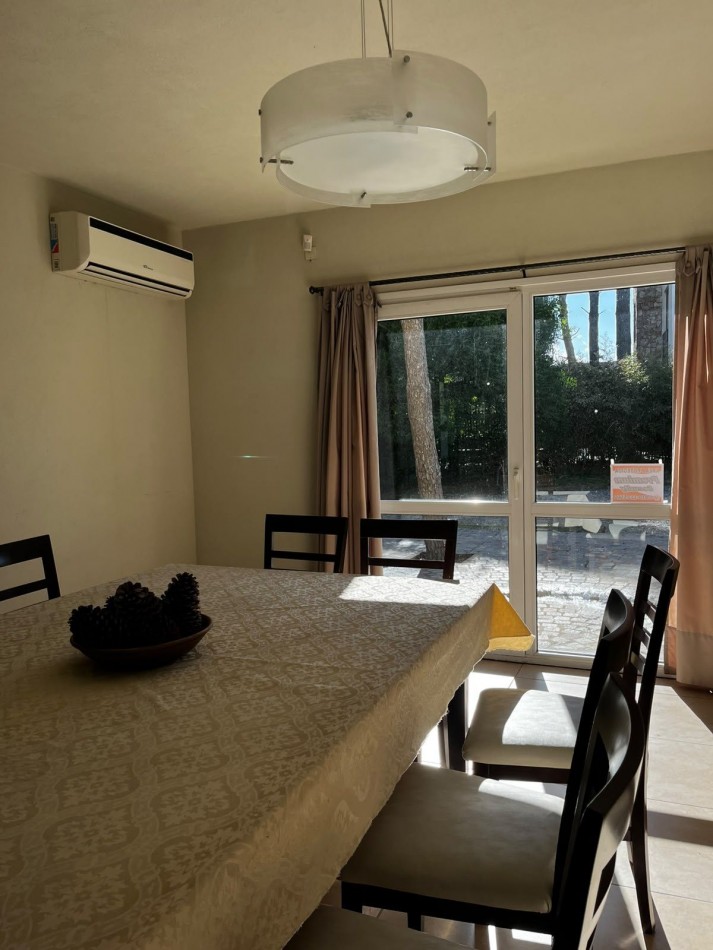CASA MODERNA A LA VENTA EN MAR AZUL 