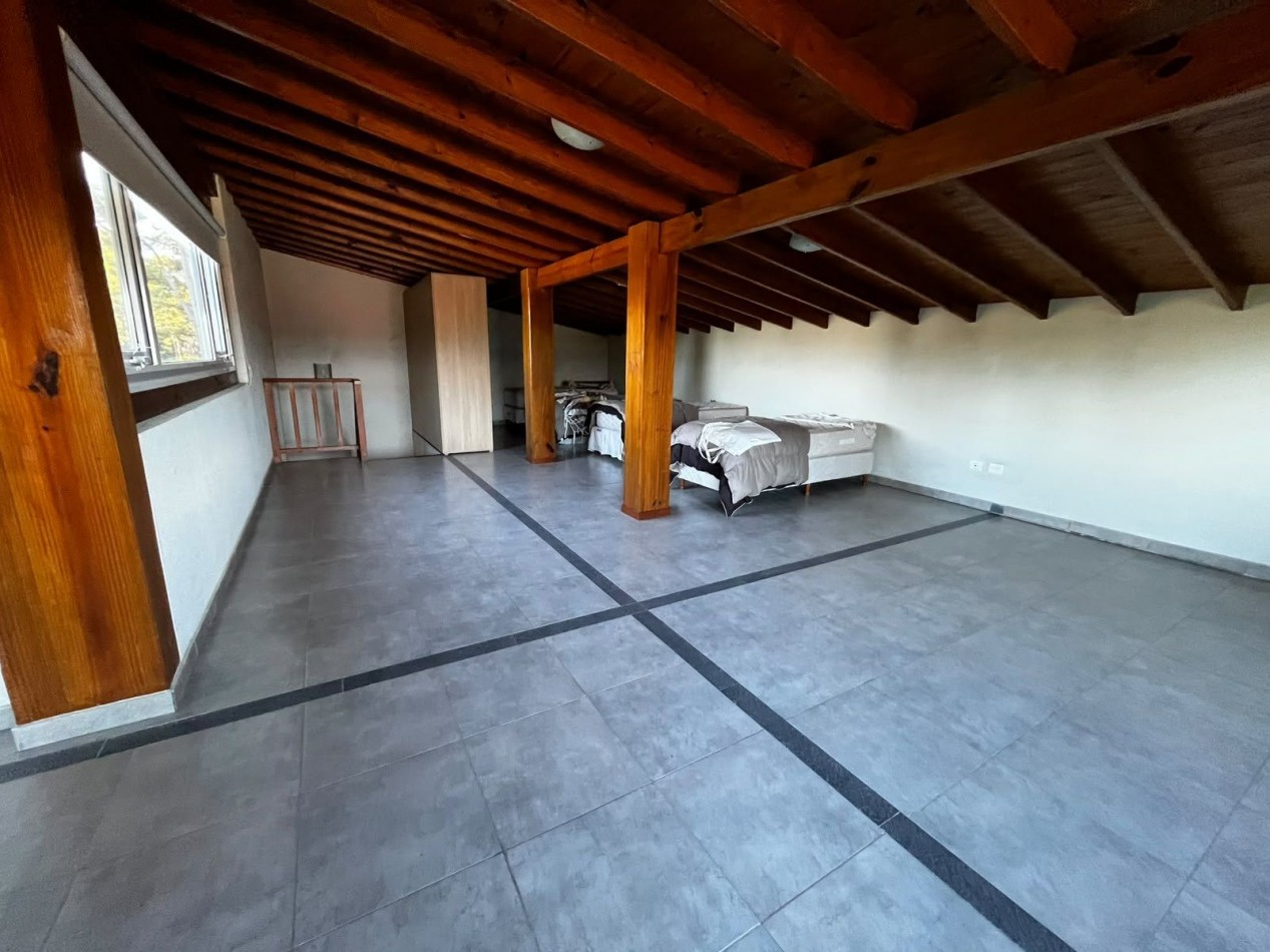 CASA MODERNA A LA VENTA EN MAR AZUL 