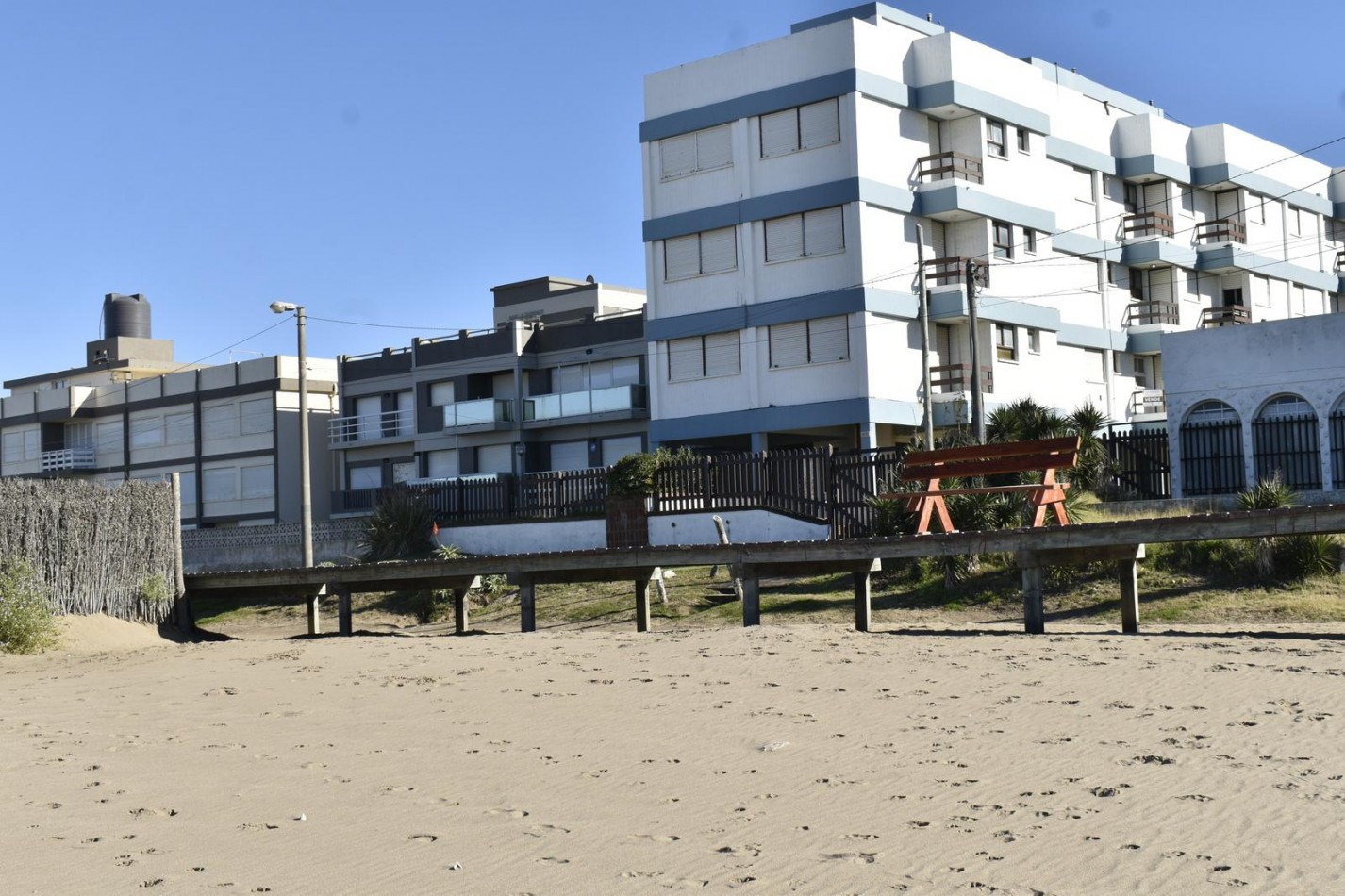 DEPARTAMENTO CON VISTA AL MAR