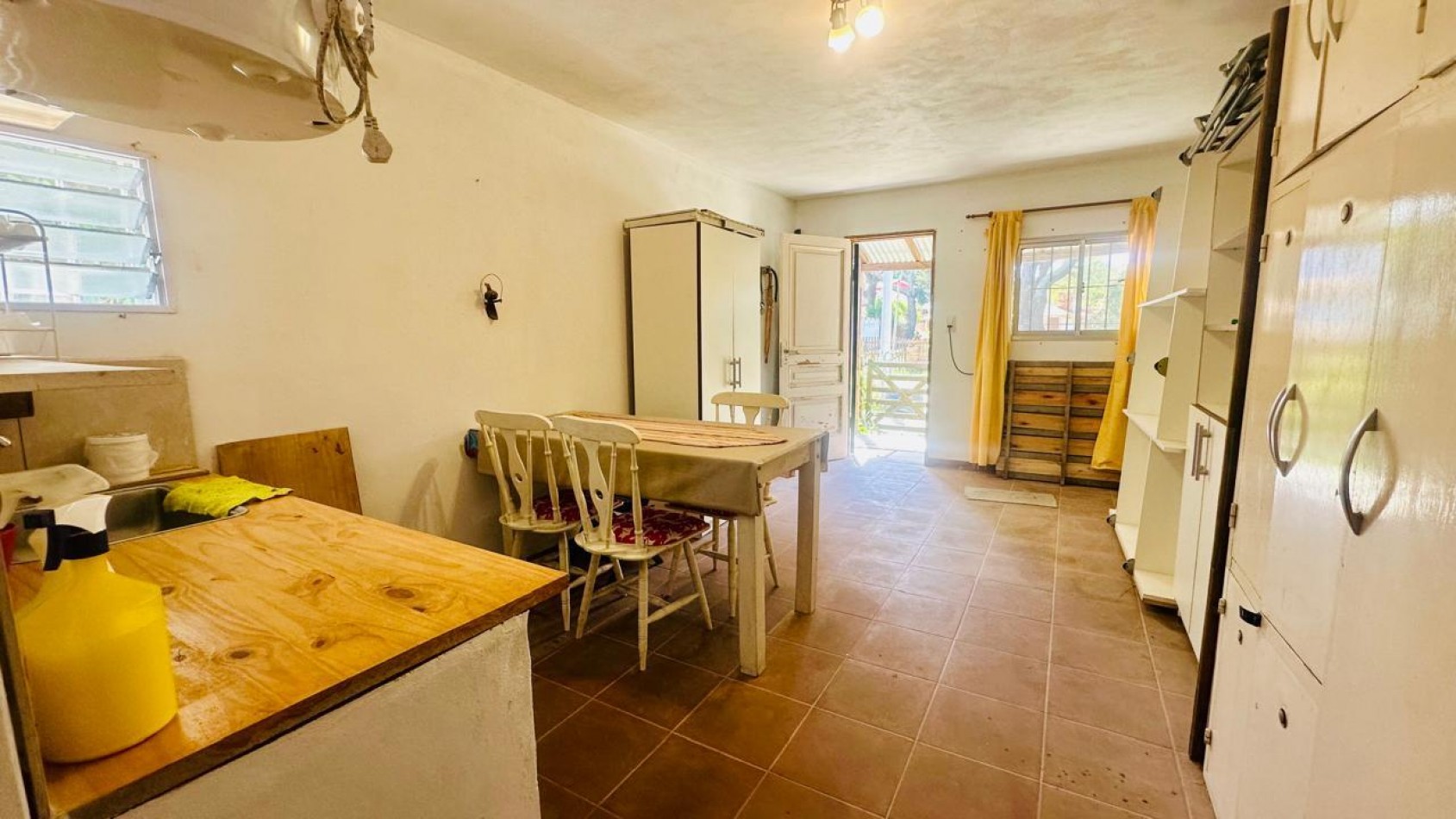 CASA 3 DORMITORIOS
