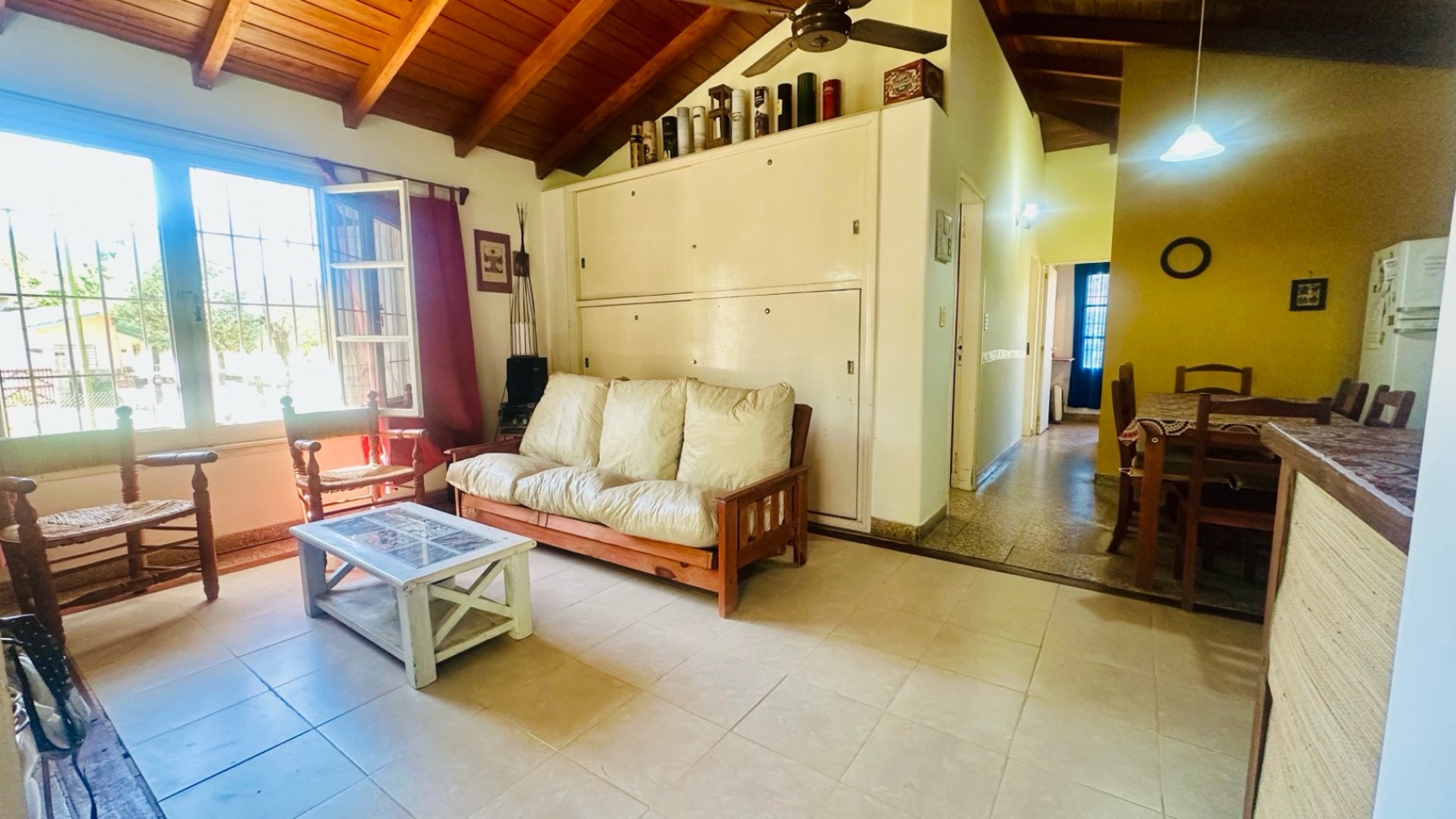 CASA 3 DORMITORIOS