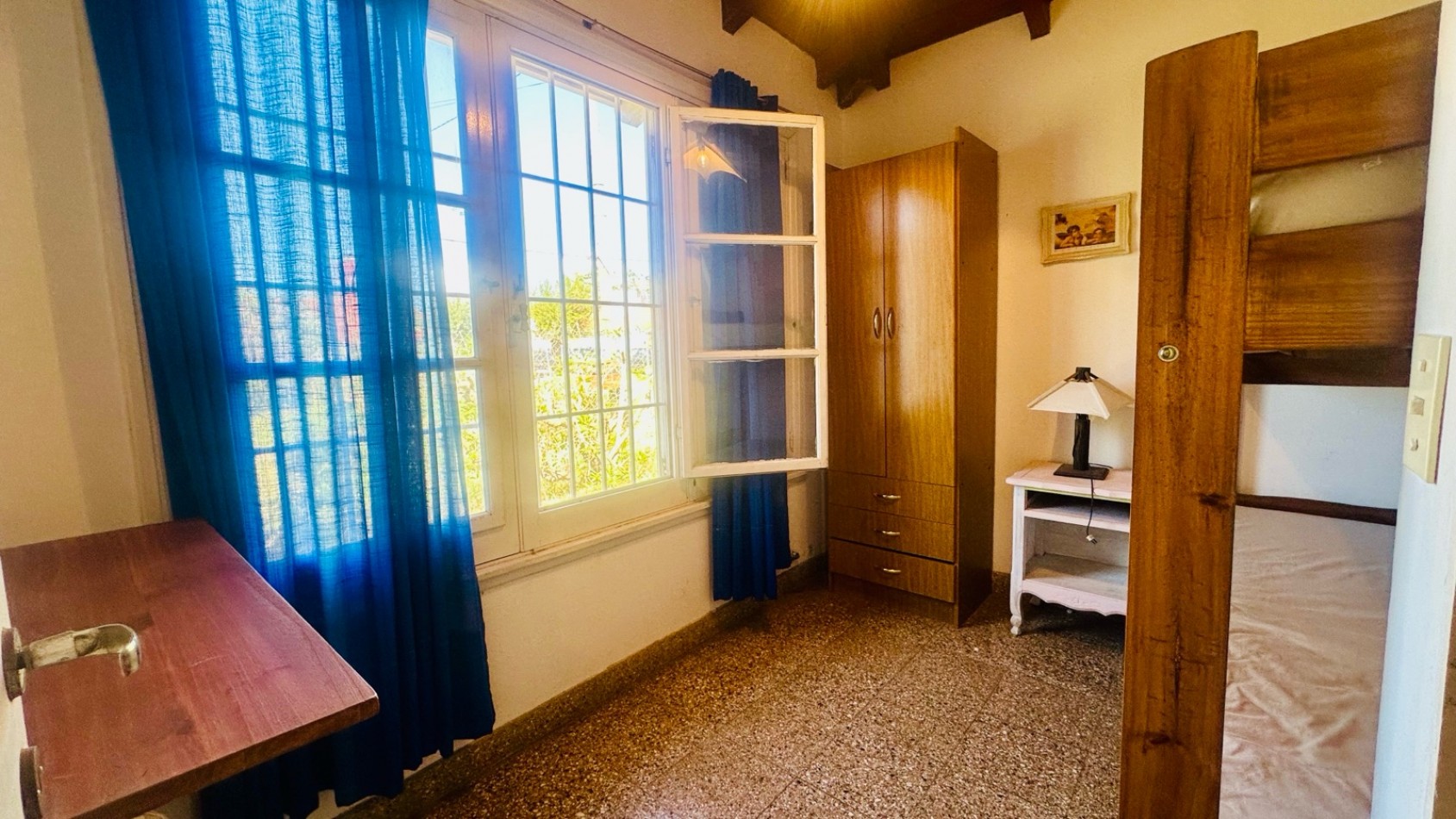 CASA 3 DORMITORIOS