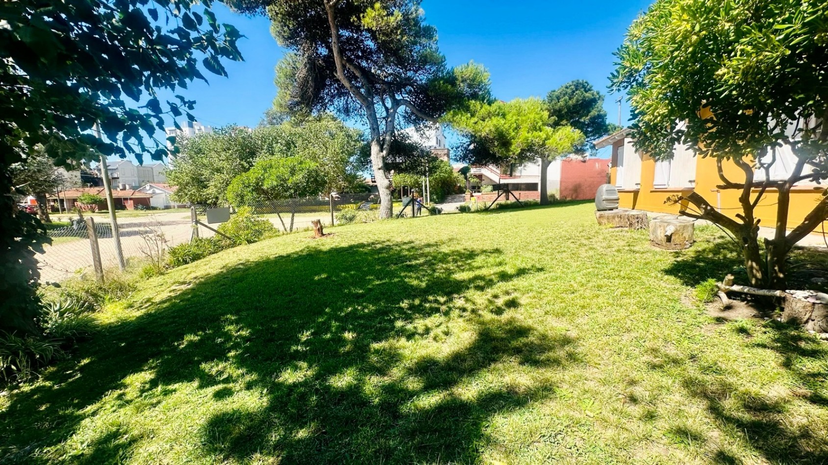 CASA 3 DORMITORIOS