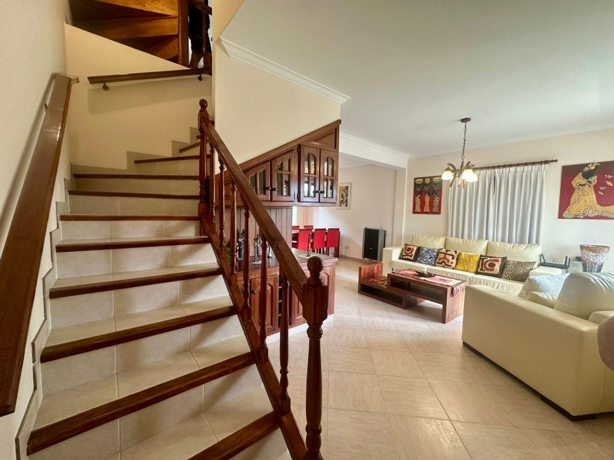 CASA EN EL CENTRO