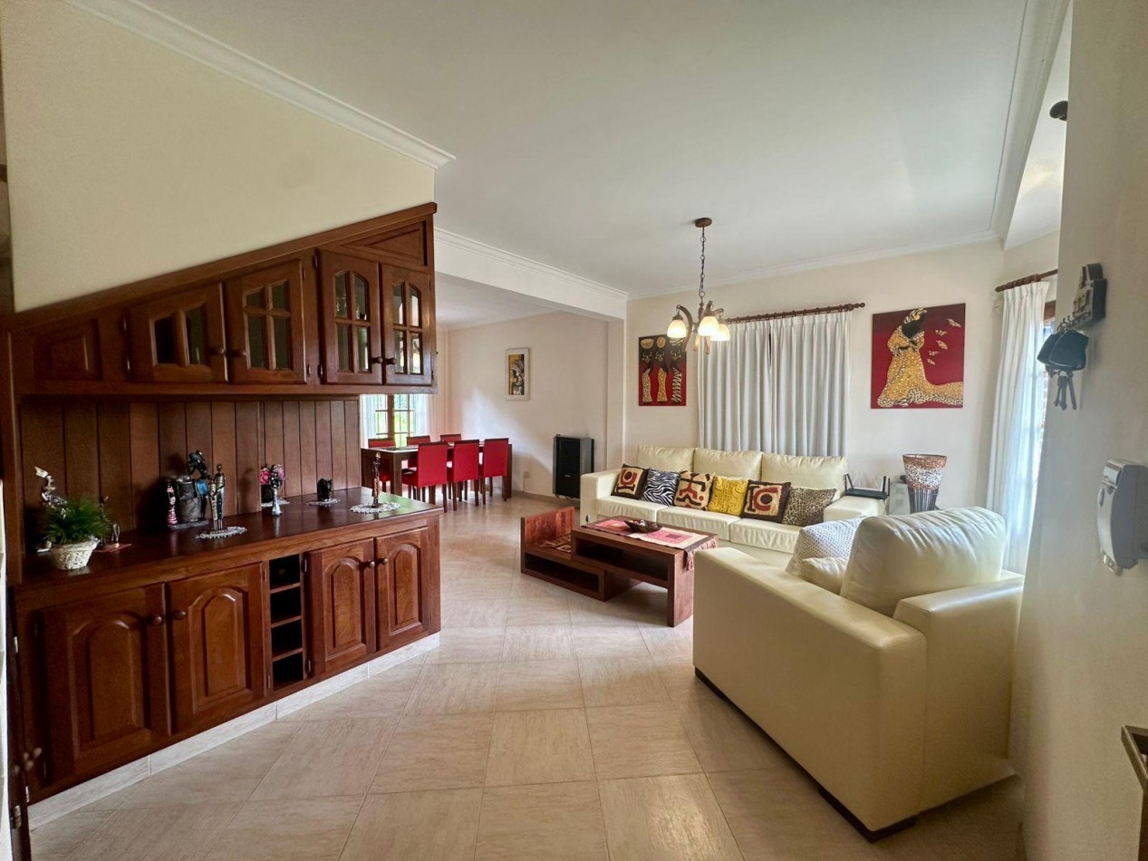 CASA EN EL CENTRO