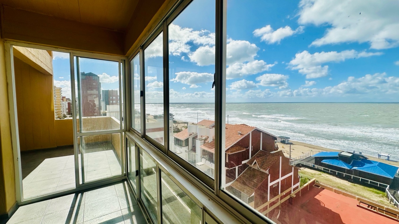 DEPARTAMENTO CON VISTA AL MAR