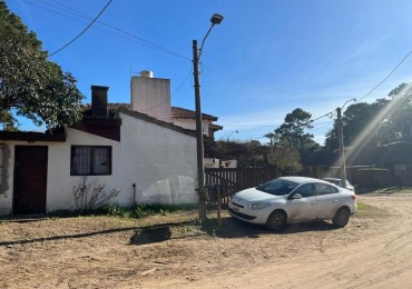 A LA VENTA - CASA 5 AMBIENTES EN ZONA CENTRO DE VILLA GESELL