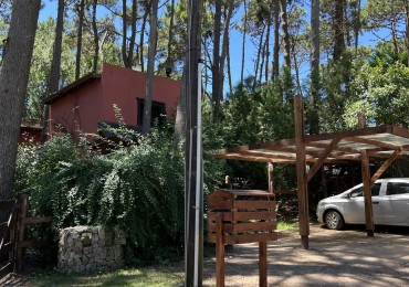 A LA VENTA DOS CABAÑAS EN BLOCK A 3 CUADRAS DEL MAR - MAR AZUL